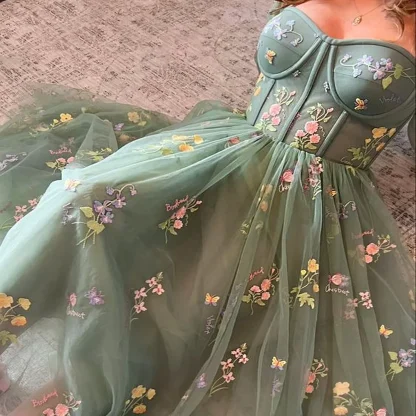 V-Neck Prom Cocktail Dress - Image 3