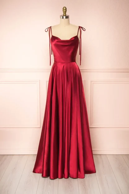 Backless Black Cocktail Dress - Image 3